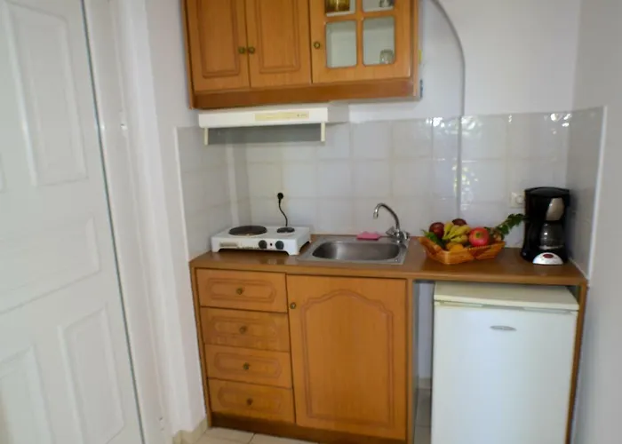 Sakkatos 3* Dhavgáta