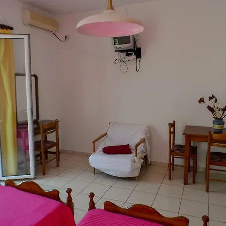 Hotel de apartamente Sakkatos 3*