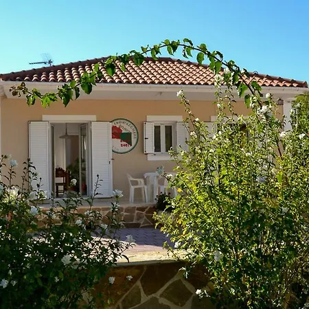 Aparthotel Sakkatos