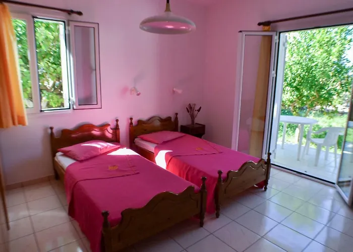 Sakkatos Apart-hotel 3*